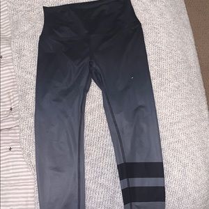 Alo gray and black cropped leggings
